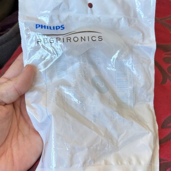 Reserved for Stephanie - Philips DreamWear Nasal Cushion thirty Cushions - Picture 3 of 3